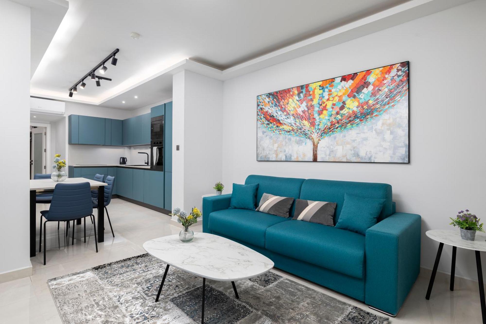Apartamento Chic, Modernized Maisonette - Close To Tigne Point, & Saint Julian's Sliema